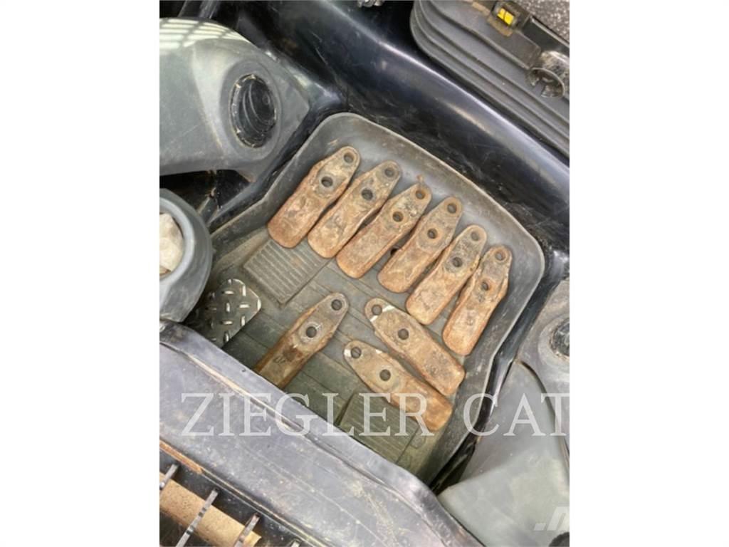 CAT 277D Beltelastere