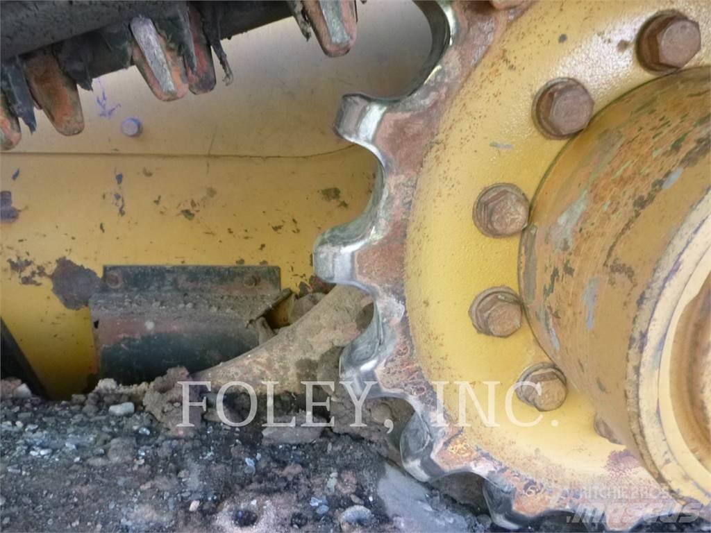CAT 279D Beltelastere