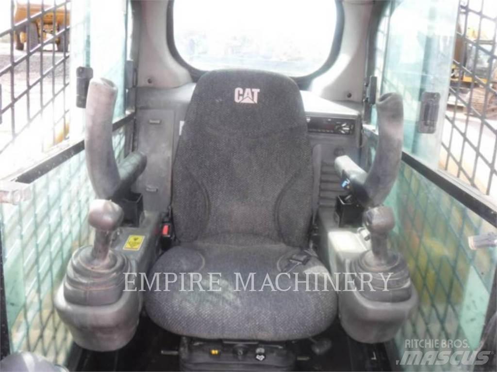CAT 279D Kompaktlastere