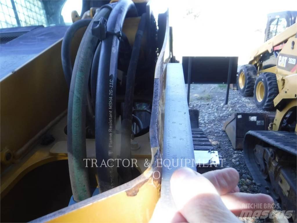CAT 279D H2CB Kompaktlastere