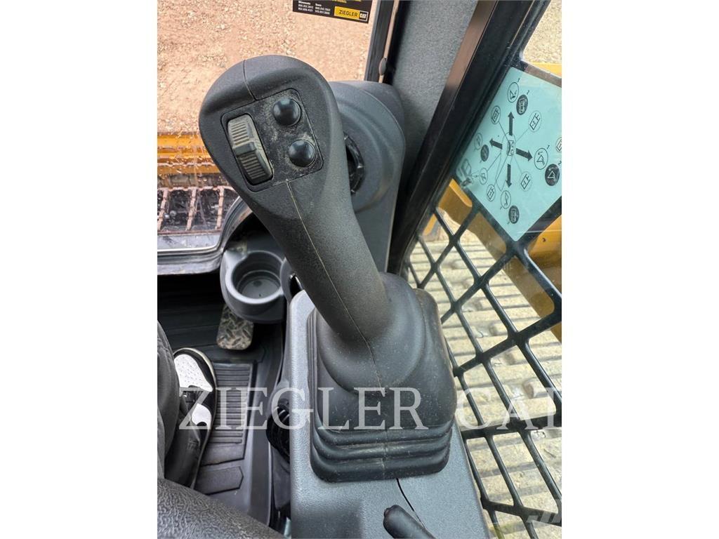 CAT 279D3 Beltelastere