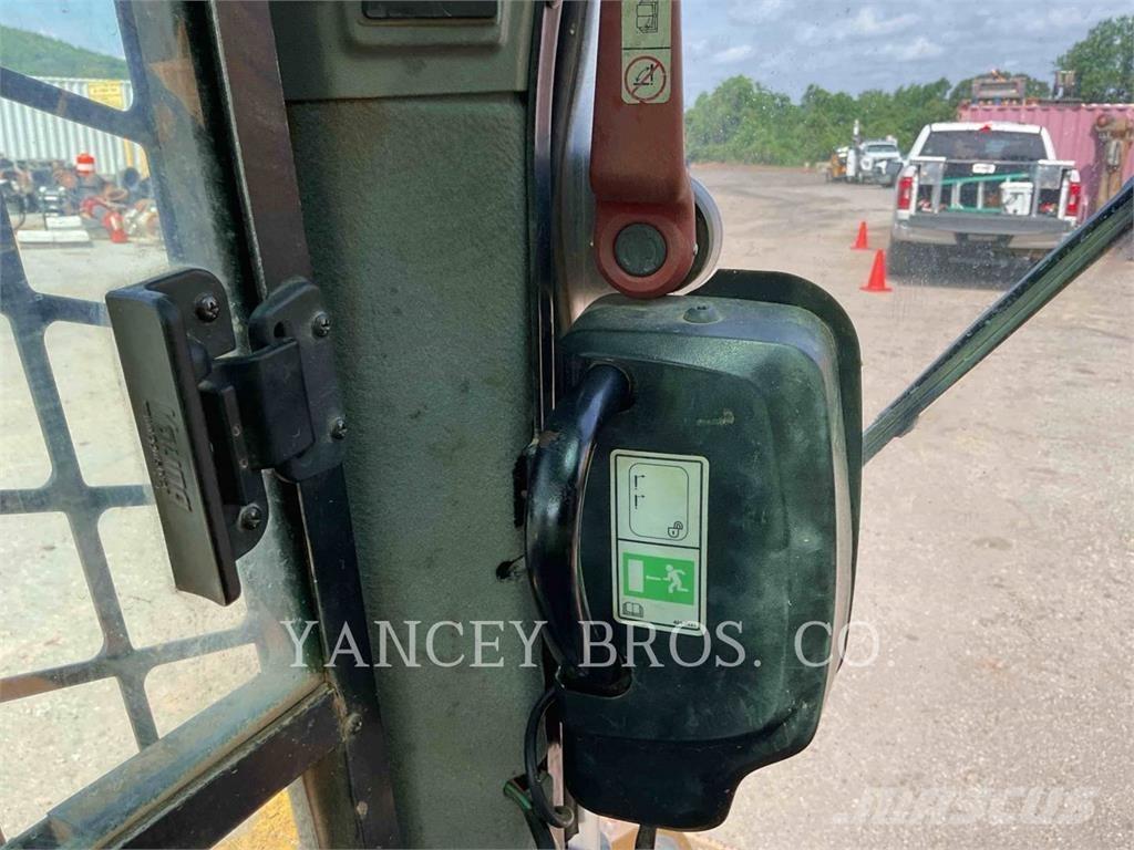 CAT 279D3 Beltelastere