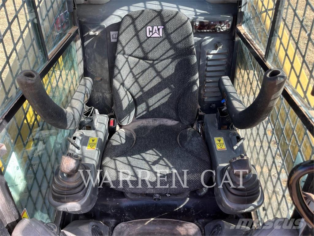 CAT 299D2 Beltelastere