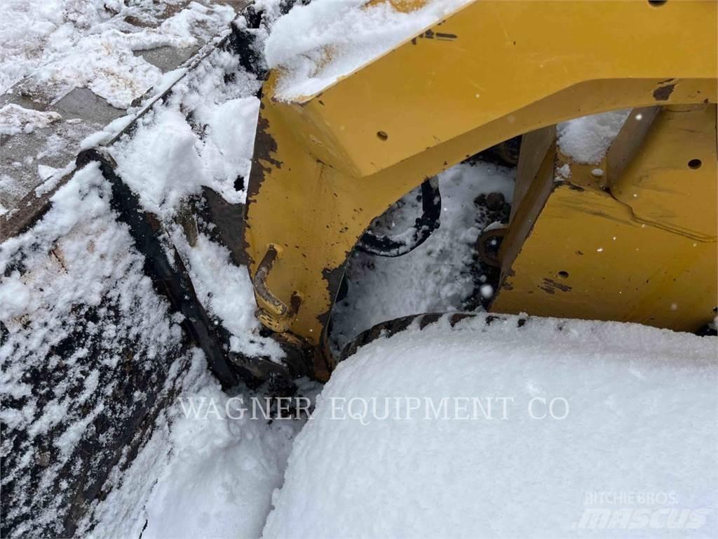 CAT 299D2 HF Beltelastere