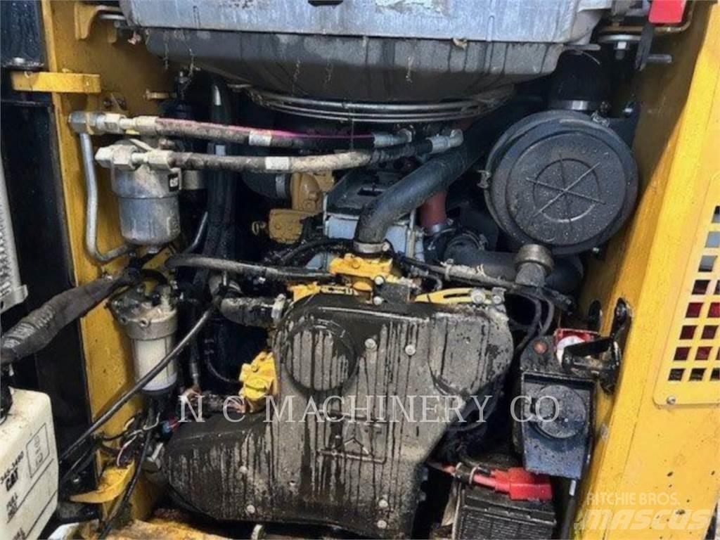 CAT 299D2 XHP Kompaktlastere