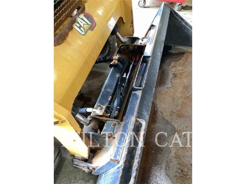 CAT 299D3 Beltelastere