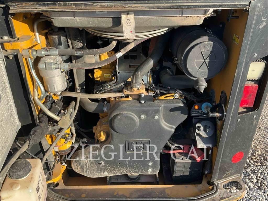 CAT 299D3 Beltelastere