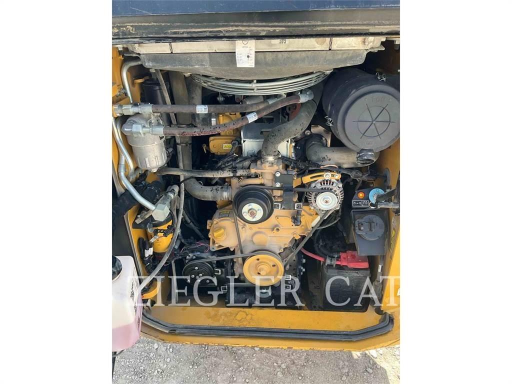 CAT 299D3 Beltelastere