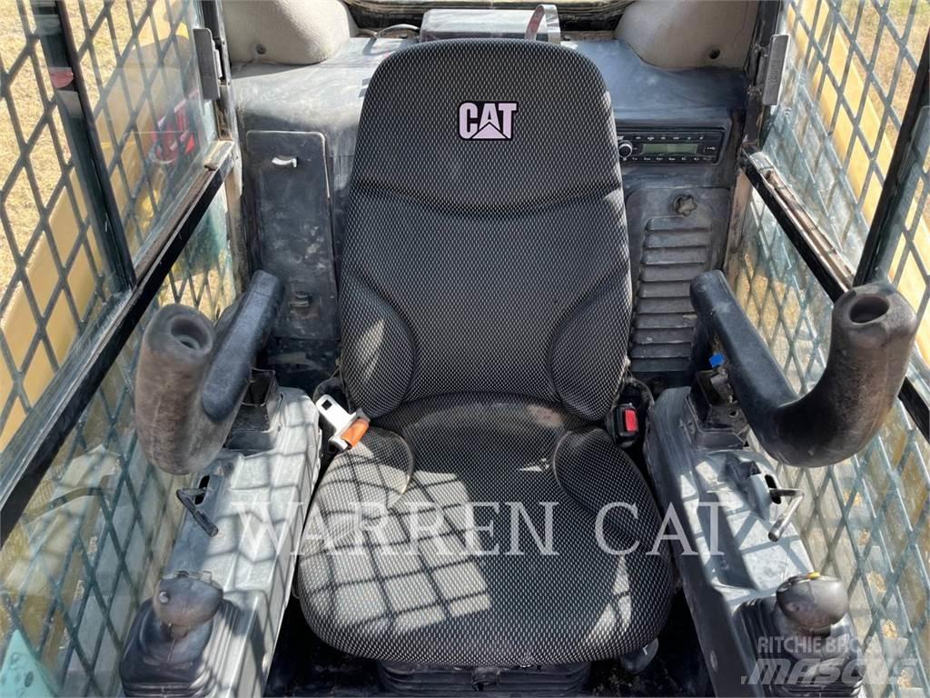 CAT 299D3 C3H2 Beltelastere