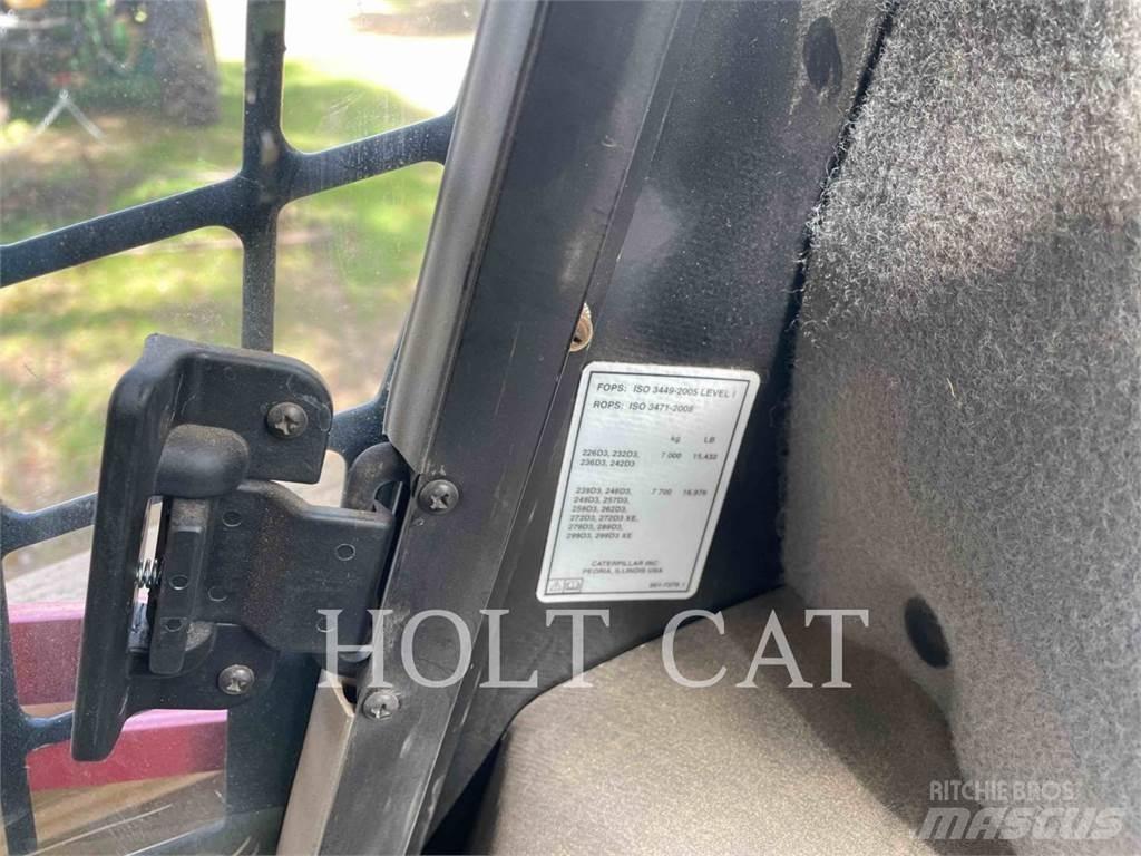 CAT 299D3XE Beltelastere