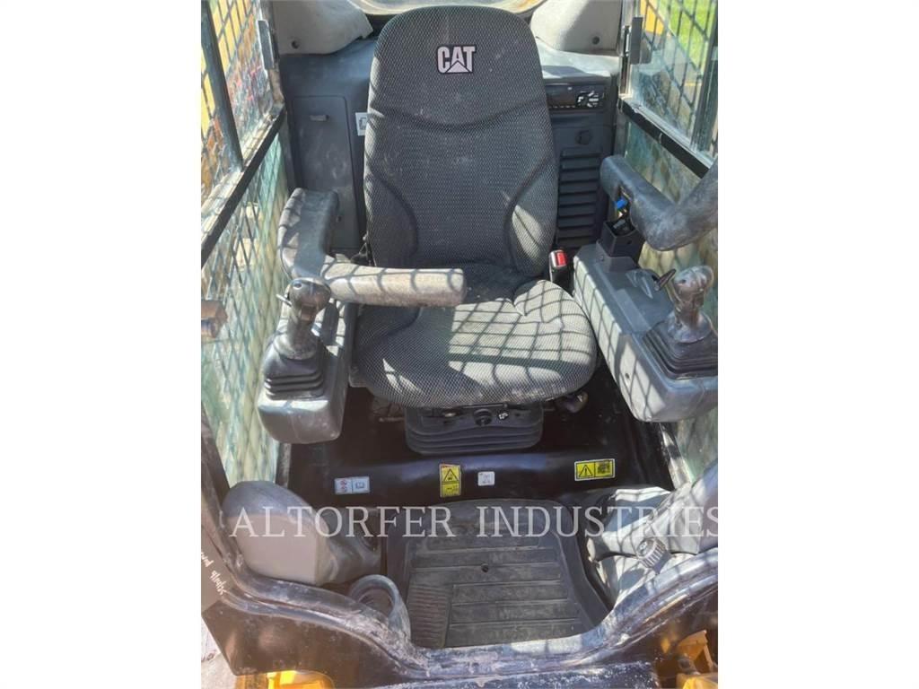 CAT 299D3XE Beltelastere