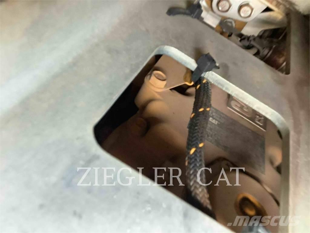 CAT 299D3XE Beltelastere