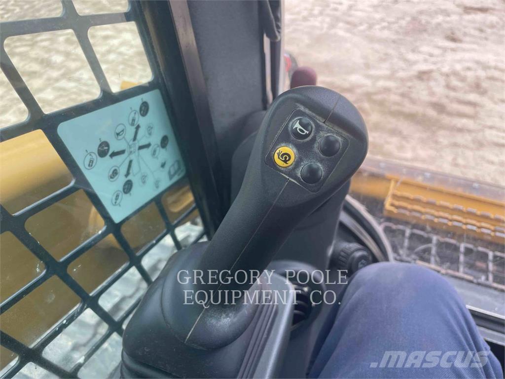 CAT 299D3XE Beltelastere