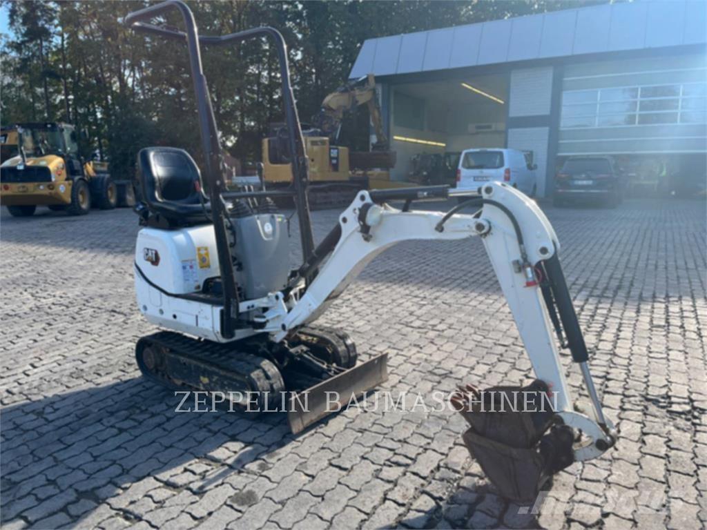 CAT 300.9D Beltegraver
