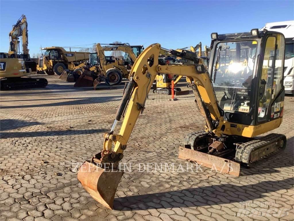 CAT 301.7D Beltegraver