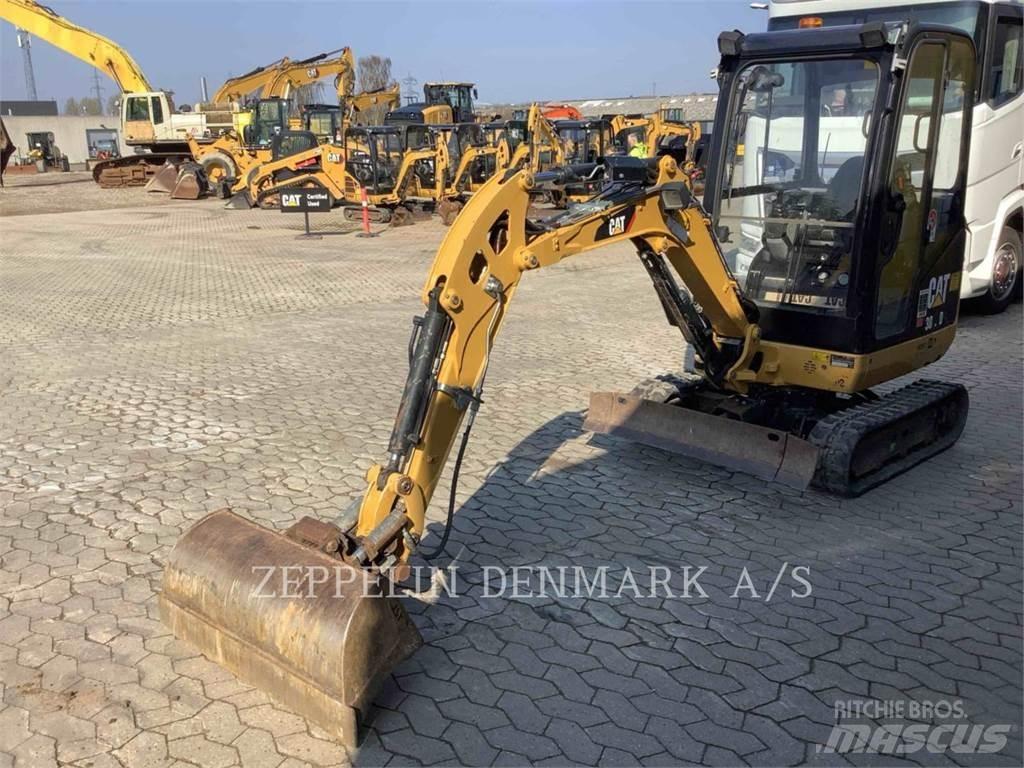 CAT 301.7D Beltegraver