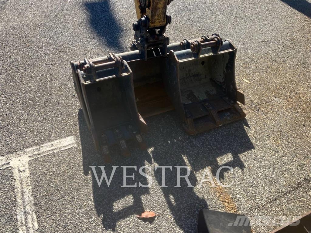 CAT 301.7D Minigravere <7t