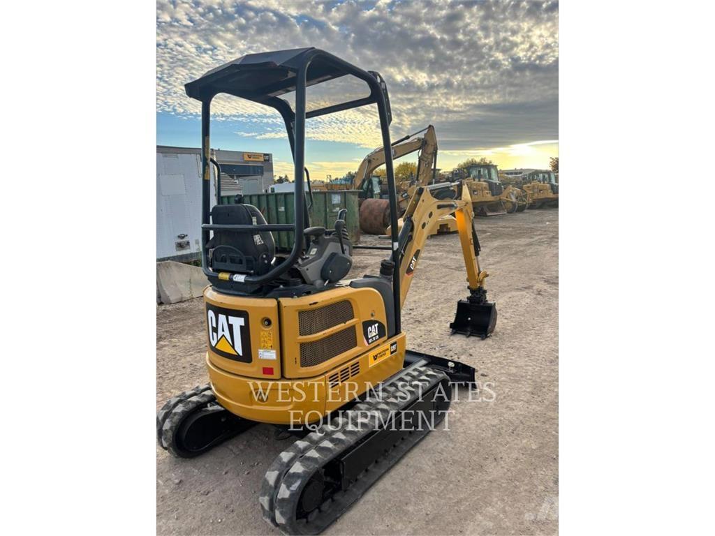 CAT 301.7D Beltegraver
