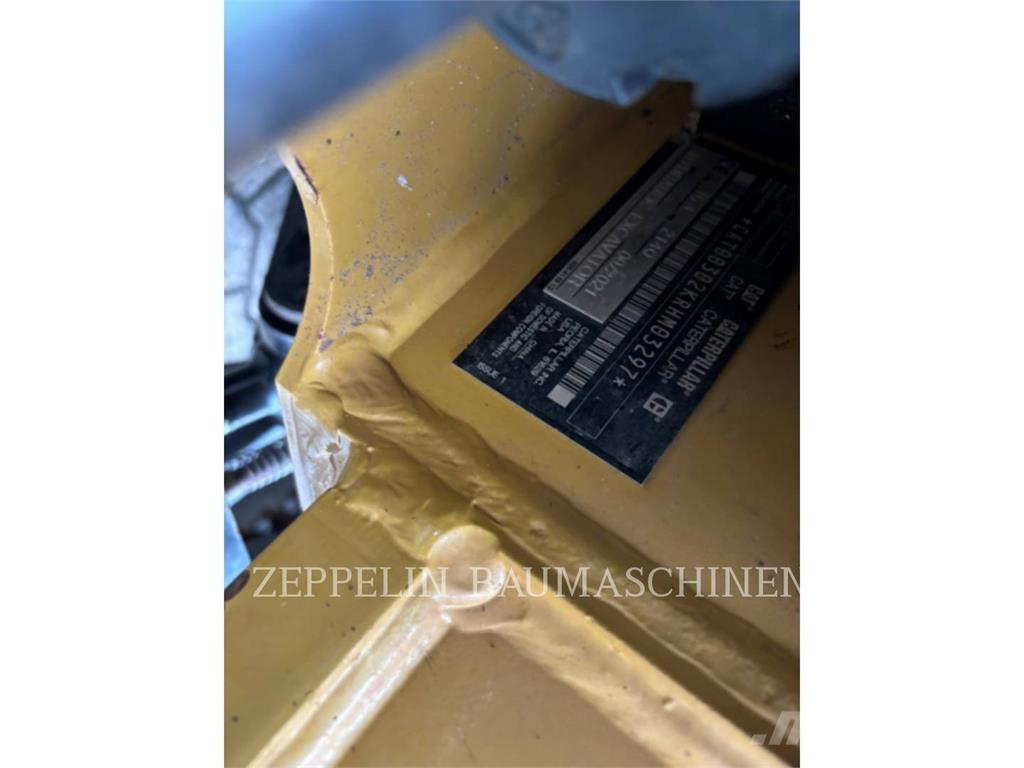 CAT 302-05A CR Beltegraver