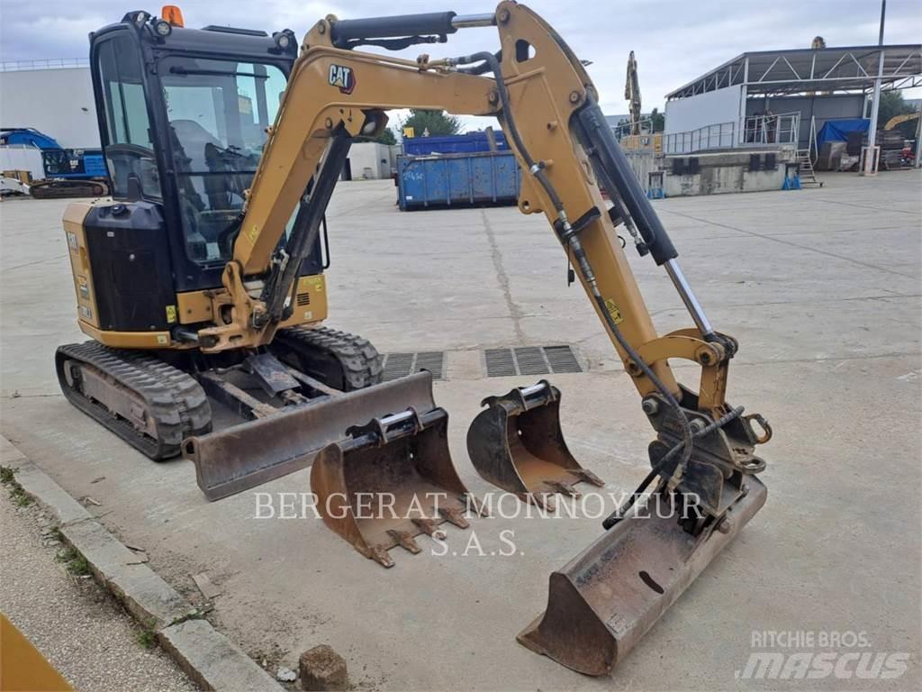 CAT 302.7 Beltegraver