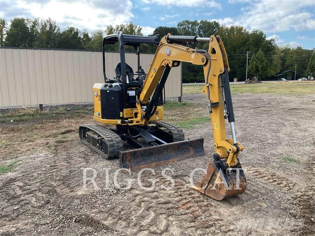 CAT 302.7 Beltegraver