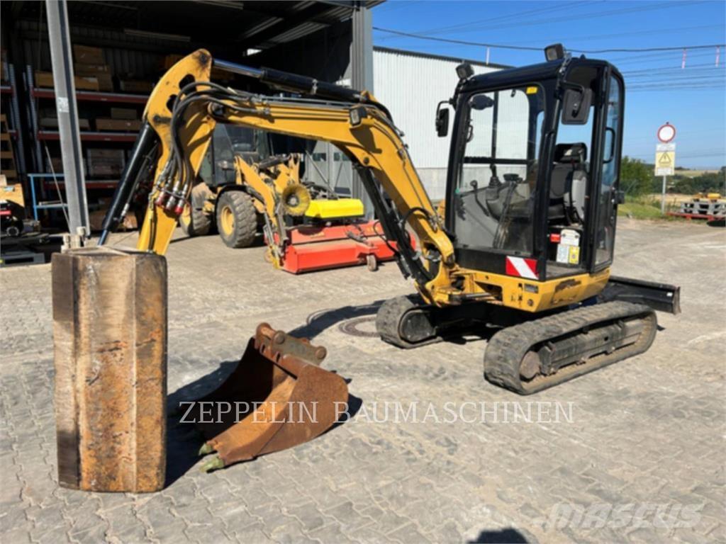 CAT 302.7D Beltegraver