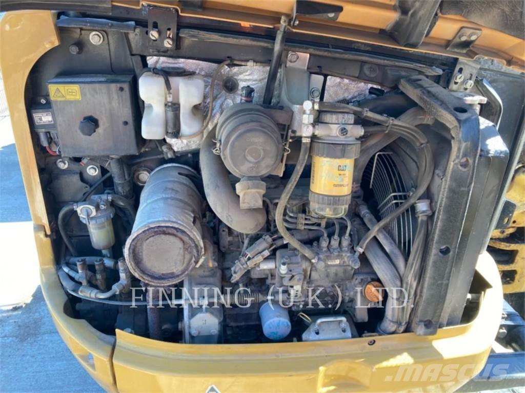 CAT 302.7D CAB Beltegraver