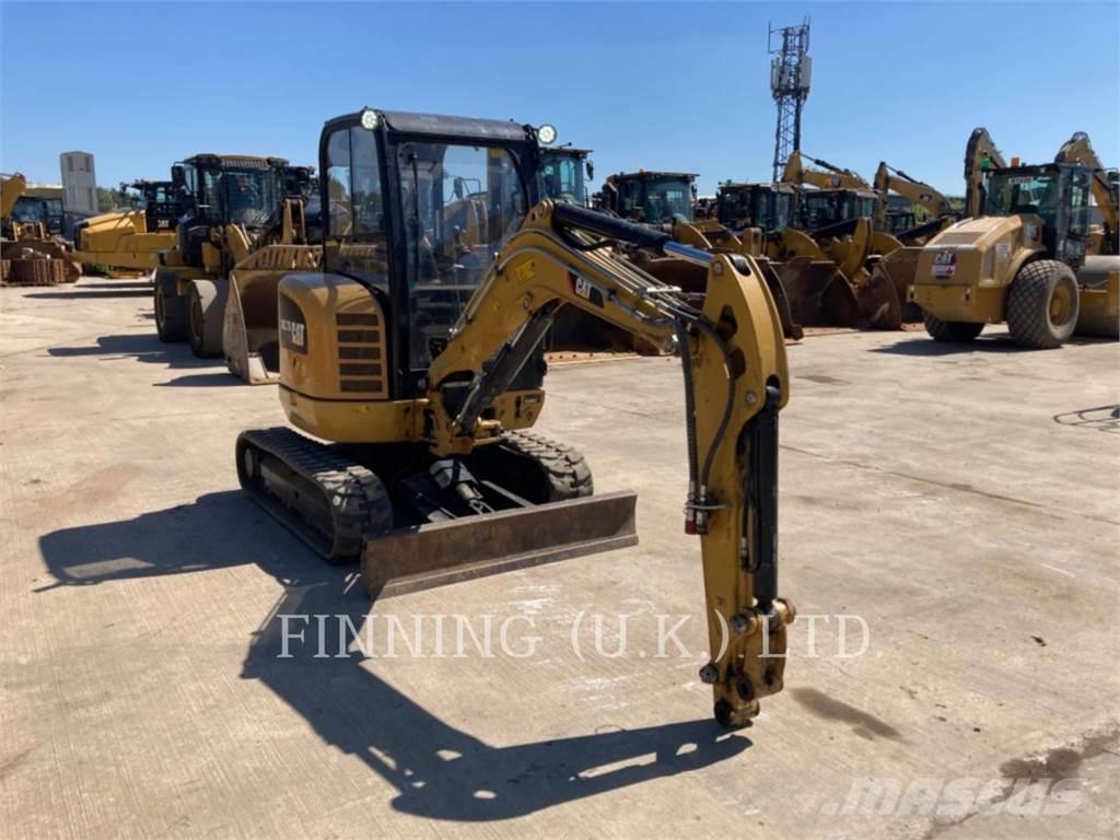 CAT 302.7D CAB Beltegraver