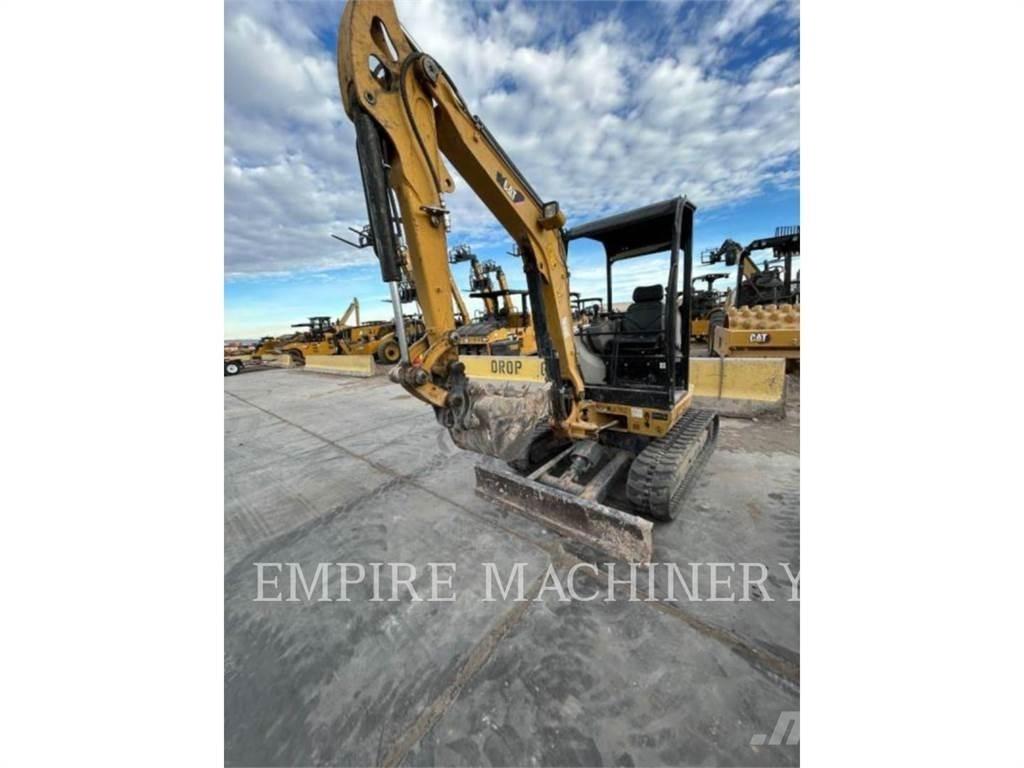 CAT 302.7D CR Beltegraver