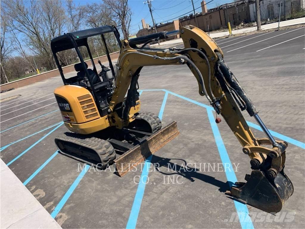 CAT 302.7DCR Beltegraver