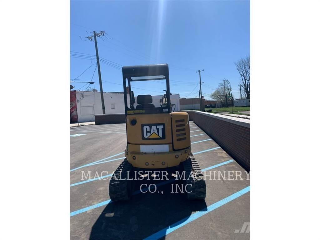 CAT 302.7DCR Beltegraver