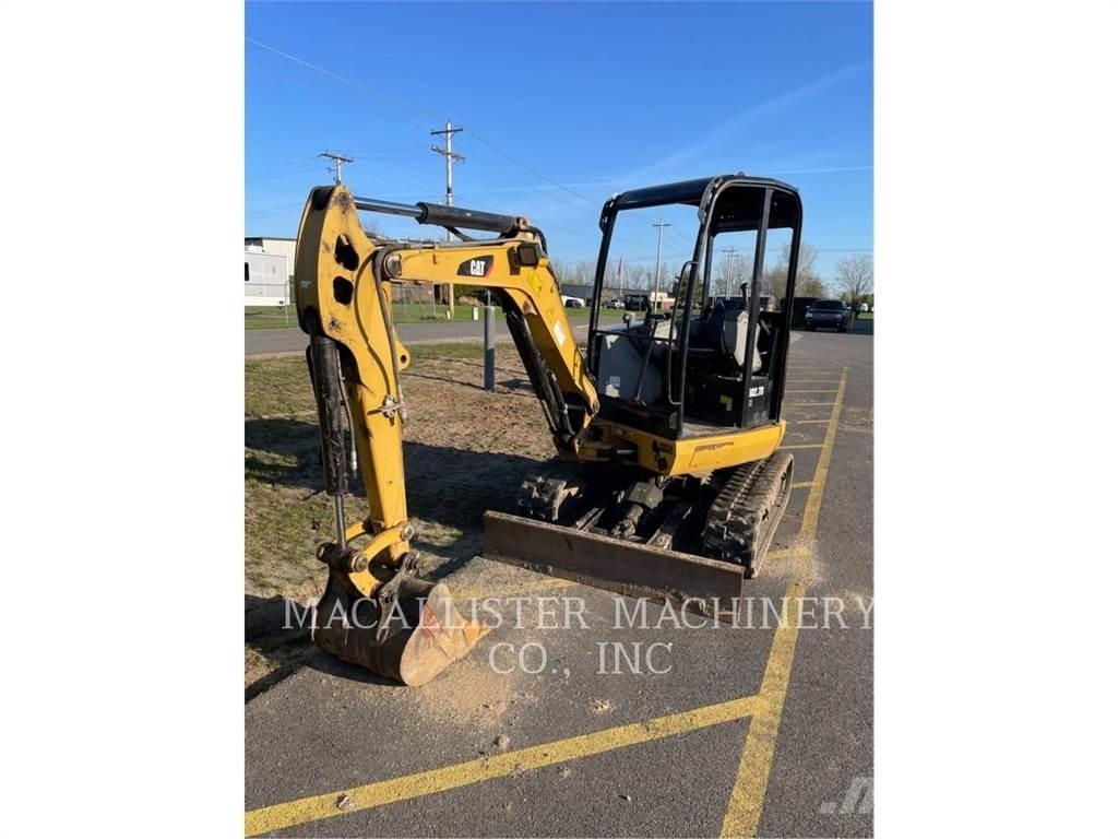 CAT 302.7DCR Beltegraver