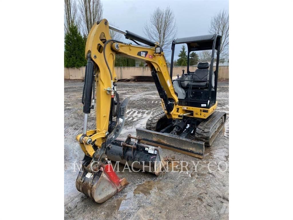 CAT 302.7DCRCN Beltegraver