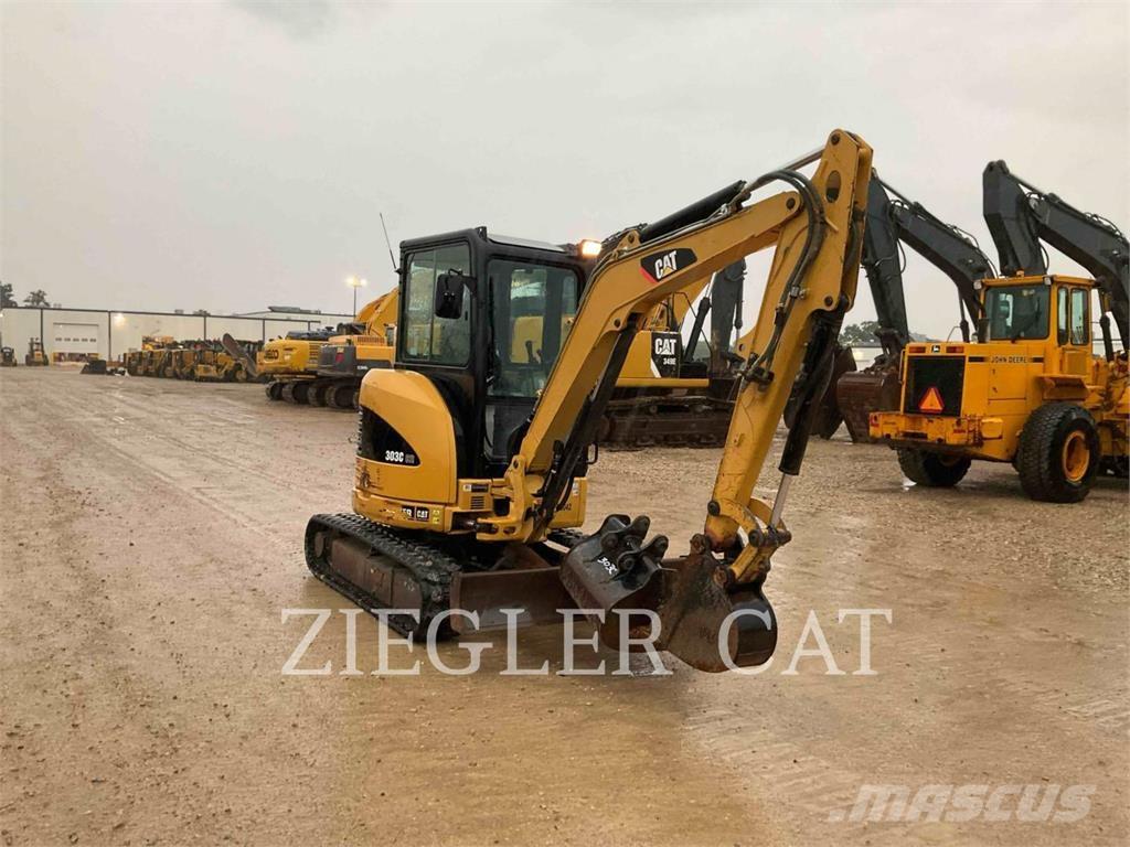 CAT 303C Beltegraver