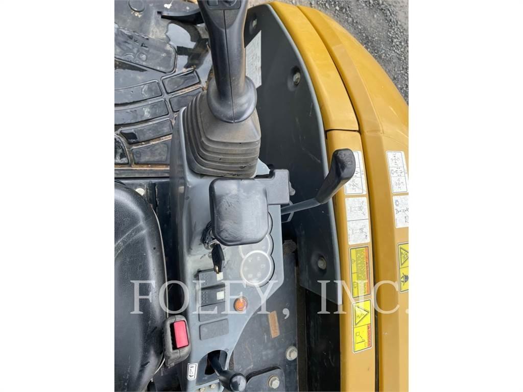 CAT 303ECR Beltegraver