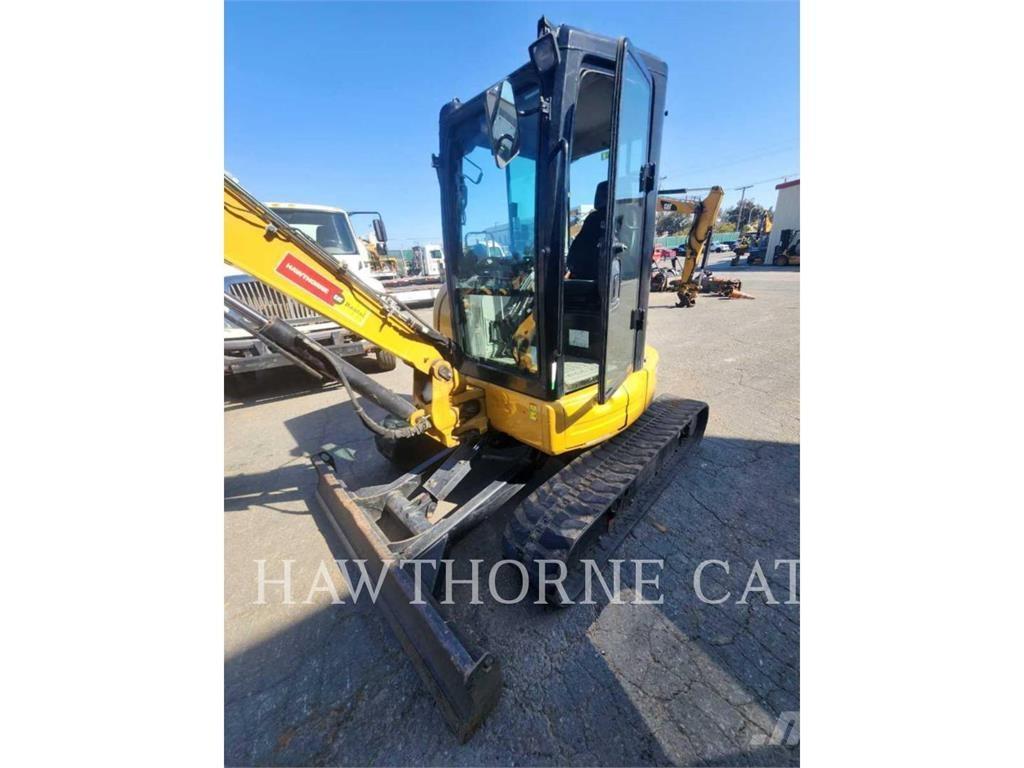 CAT 304E2 CAB Beltegraver