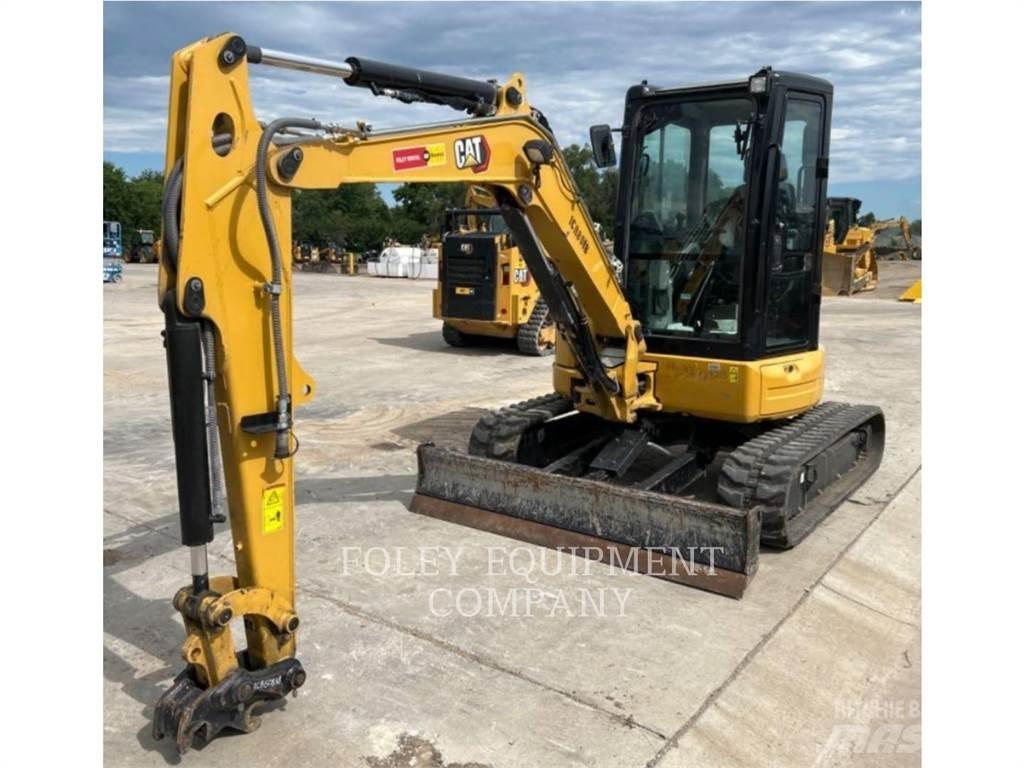 CAT 304E2LC Beltegraver
