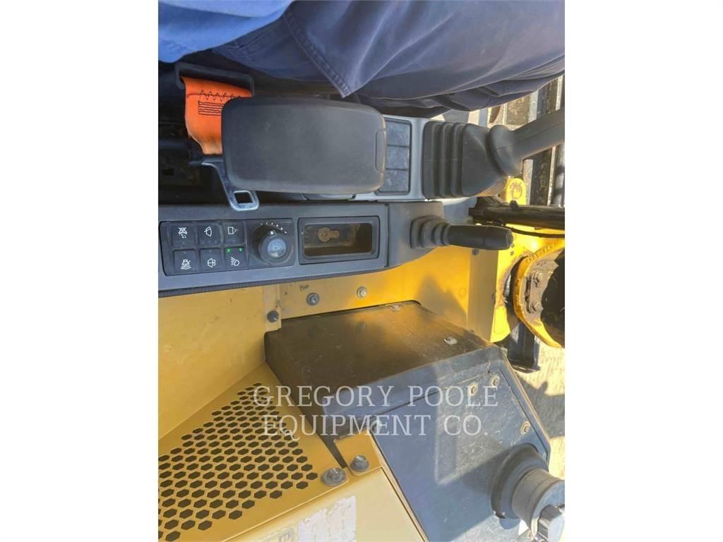 CAT 30607CR Beltegraver
