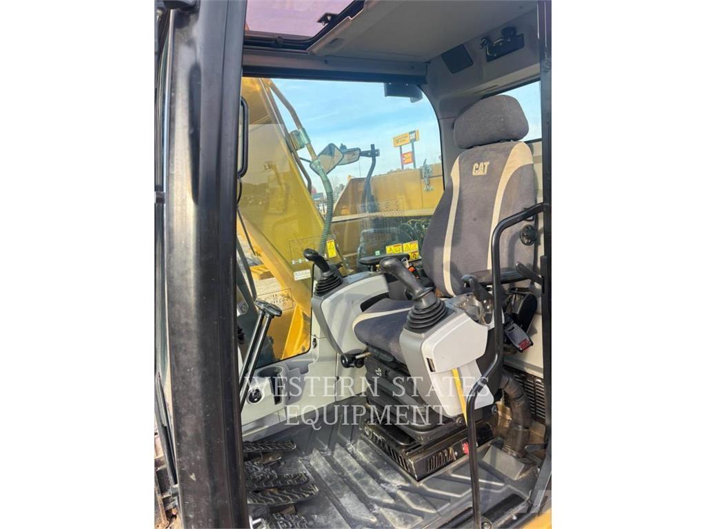 CAT 313F Beltegraver