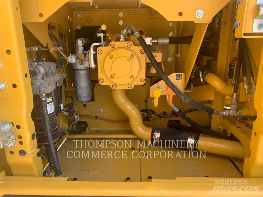 CAT 320 Beltegraver