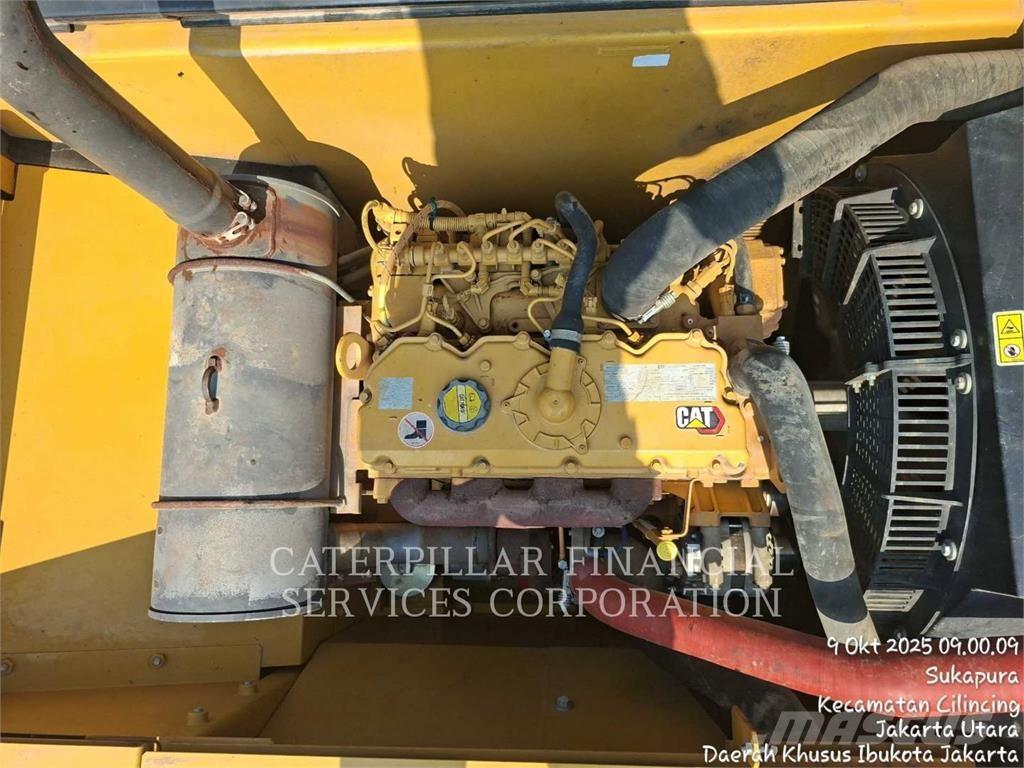 CAT 320-05GX Beltegraver