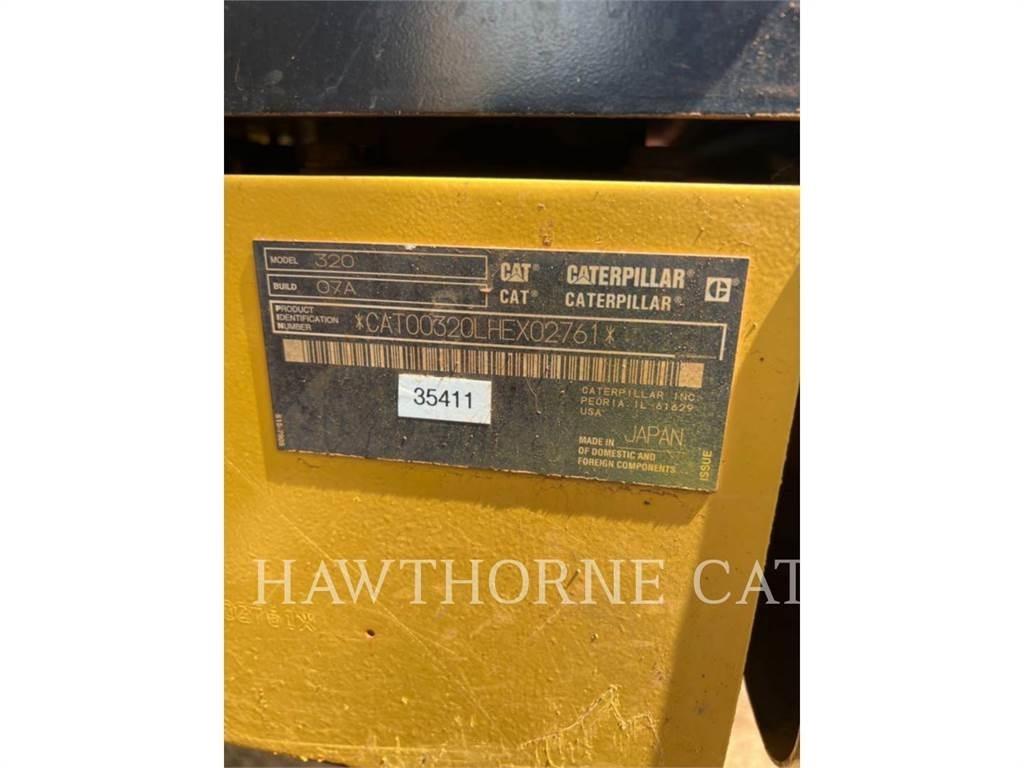 CAT 320-07 Beltegraver
