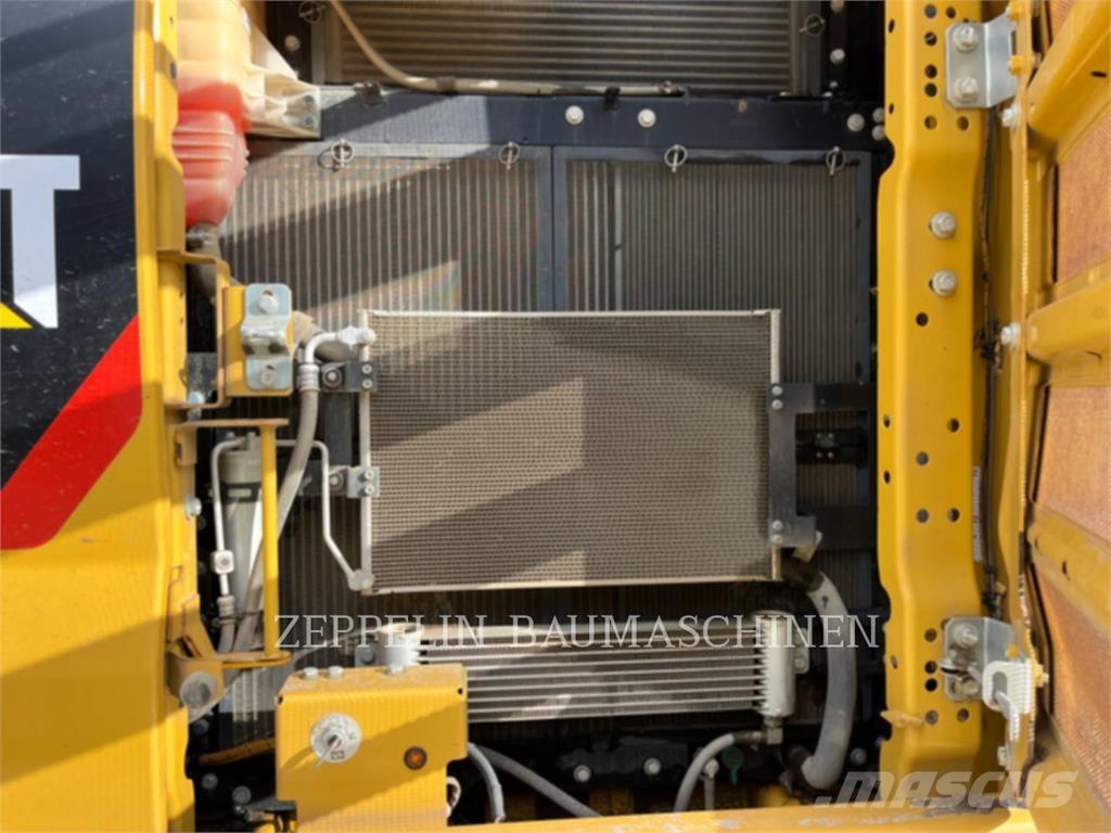 CAT 320-07A Beltegraver