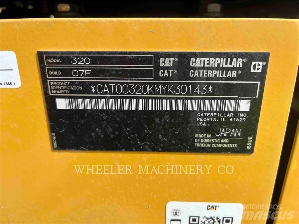 CAT 320 CF Beltegraver