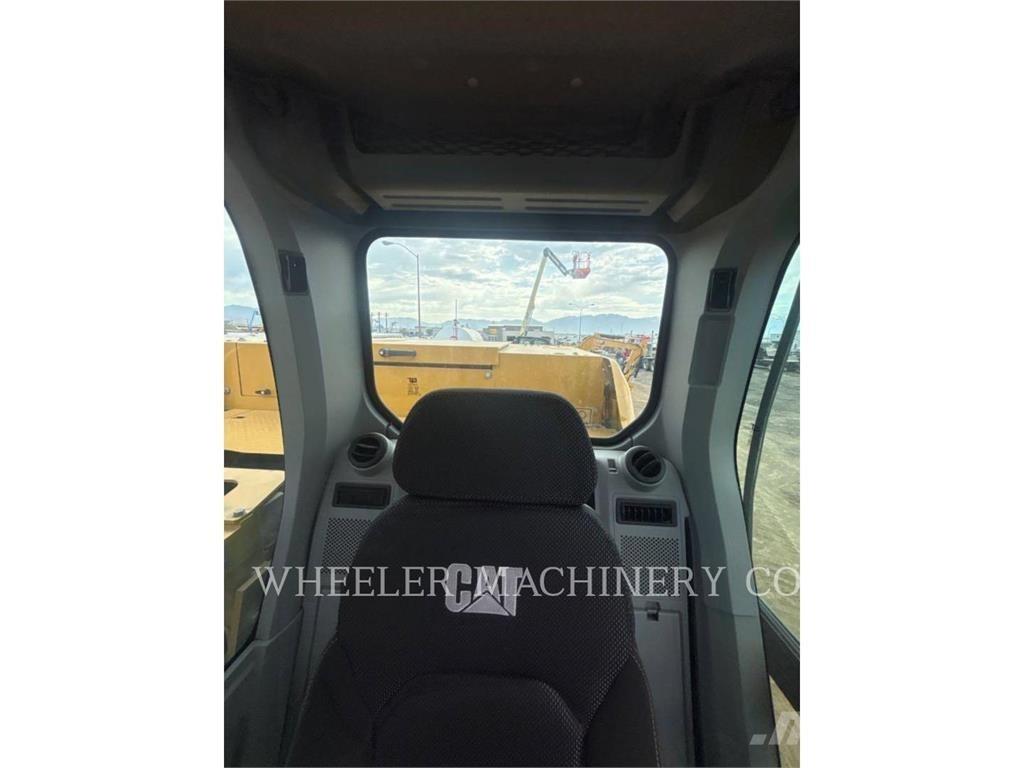 CAT 320 CF Beltegraver