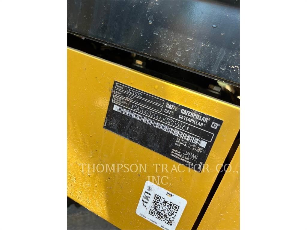 CAT 320-GC Beltegraver