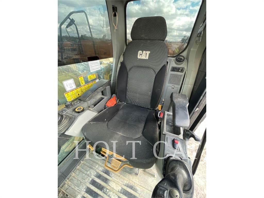 CAT 320 TC Beltegraver