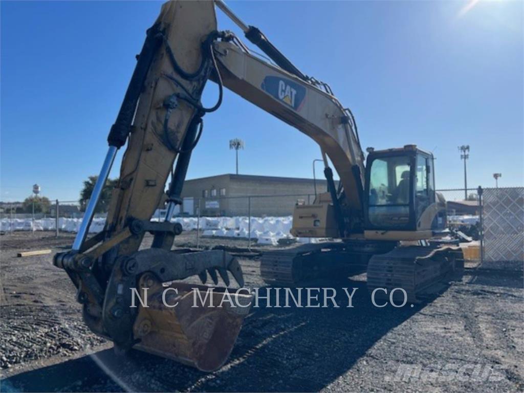 CAT 320D LRR Beltegraver