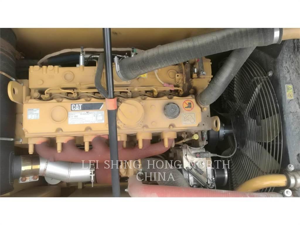 CAT 320D2 Beltegraver