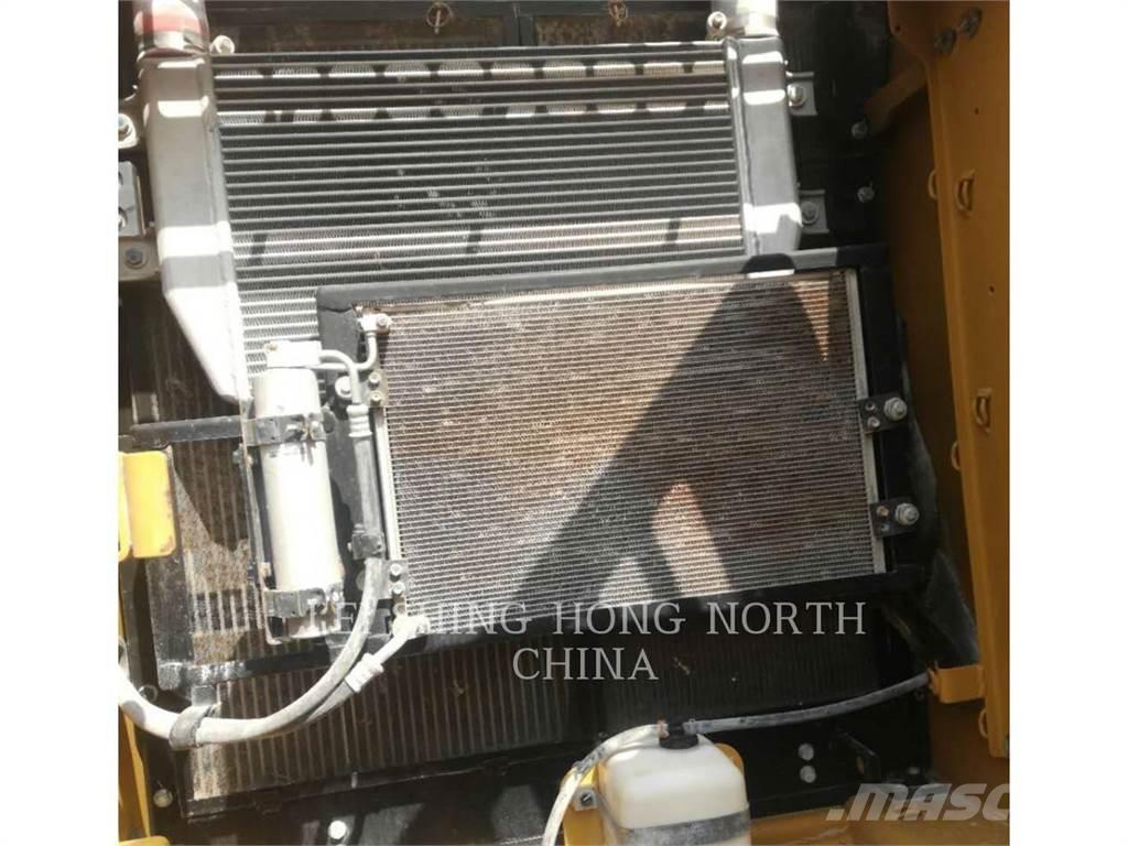 CAT 320D2 Beltegraver